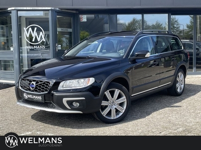 Volvo XC70 T5 245 pk FWD Summum Schuifdak l Trekhaak l ACC