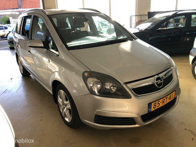 Opel Zafira 2.2 Cosmo