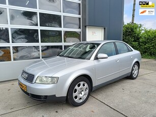 Audi A4 Limousine 2.0 FSI MT 1 eigenaar