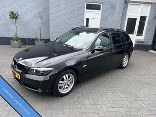 BMW 3 Serie Touring 318i XENON NAVI STOELVERWARMING