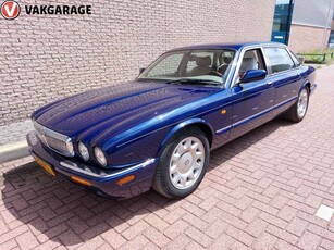 Daimler 4.0 4.0 V8 Super