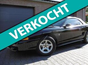 Ford MUSTANG CONVERTIBLE 3.8 CABRIO 1995