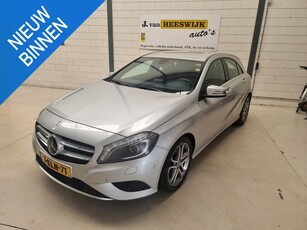 Mercedes-Benz A-klasse 180 Edition Navigatie 4U3