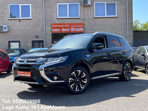 Mitsubishi Outlander 2.0 PHEV instyle+ Navi Leder Sch-Dak Camera Keyless-Go Pdc Stoelverwarming