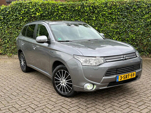 Mitsubishi Outlander 2.0 PHEV Instyle+ Pano/Leder/Trekhaak