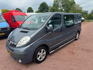 Opel Vivaro 2.5 CDTI L2H1 DC Airco / Navi / Cruise 1e