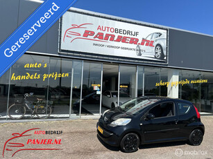 Peugeot 107 1.0-12V XS Black 