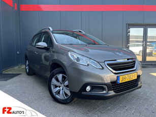 Peugeot 2008 1.2 Urban Cross | hoge instap | Metallic |