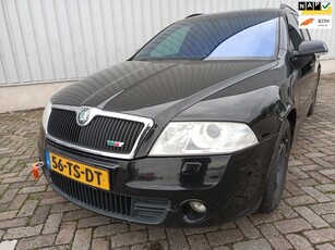 Skoda Octavia Combi 2.0 TFSI RS - Leer - Start Niet