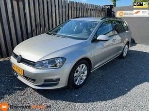 Volkswagen GOLF Variant 1.0 TSI Business Edition Connected