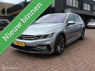 Volkswagen Passat Variant 1.5 TSI R-Line Business +Pano