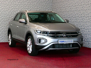 Volkswagen T-Roc 1.5 TSI 150PK STYLE ERGO.COMF STOEL MASSAGE ALCANTARA IQ. ELEK.KLEP ADAP.CRUISE VIR.COCKPIT CAMERA STOEL/STUUR VERW. 18''LMV 07/2023 70 BIJNA NIEUWE VOLKSWAGEN'S UIT VOORRAAD LEVERBAAR