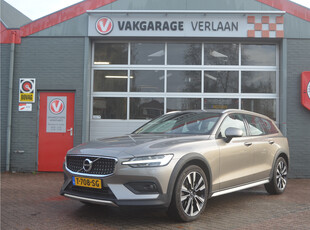 VOLVO V60 Cross Country 2.0 B5 AWD Pro