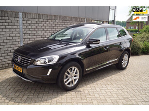 Volvo XC60 2.0 T5 FWD Polar+ 245PK Autom Panodak Leder Xenon Standkachel Navi Camera Clima Cruise 2xPDC LMV ENZ NL Auto.