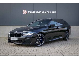 BMW 5 Serie Touring 540i xDrive M-Sport Pro | Panorama | Trekhaak | 4-Wielbest. | H/K | Massage | Leder Dash. | Driving Ass. Prof.