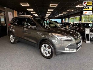 Ford Kuga 1.5 EcoBoost | Climate Controle | Navi | Cruise Control | Dakrails | Parkeersensoren Achter | Trekhaak | Stoelverwarm.