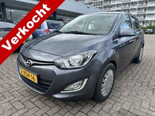 Hyundai i20 1.2i i-Deal 5Drs Airco Nap