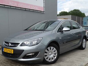 Opel Astra 1.4 Turbo Automaat Design Edition, Airco, Cruise Control, Navi, NAP!