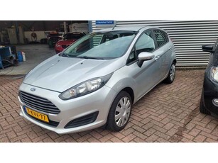 Ford Fiesta 1.0 Style, airco, navi, nieuwe distributie.