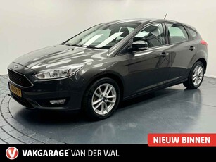 Ford Focus 1.0i Edition Navigatie-Cr.contr-Clima-Lm16