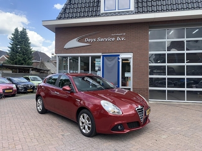 Alfa Romeo Giulietta Benzine