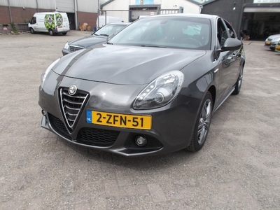 Alfa Romeo Giulietta Benzine