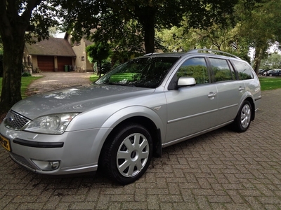 Ford Mondeo Benzine