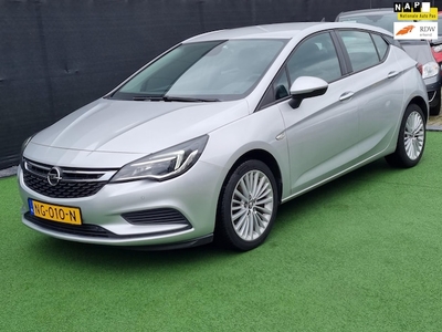 Opel Astra Benzine