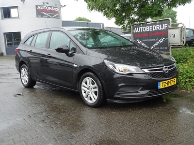 Opel Astra Benzine