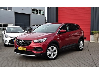 Opel Grandland Benzine