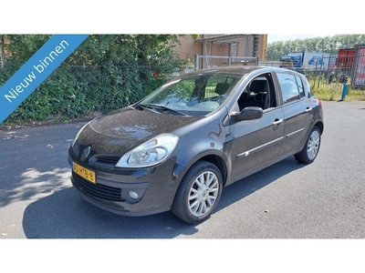 Renault Clio Benzine