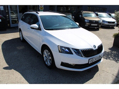 Skoda Octavia Benzine