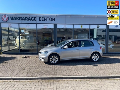 Volkswagen Golf Benzine