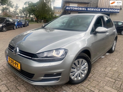 Volkswagen Golf Benzine