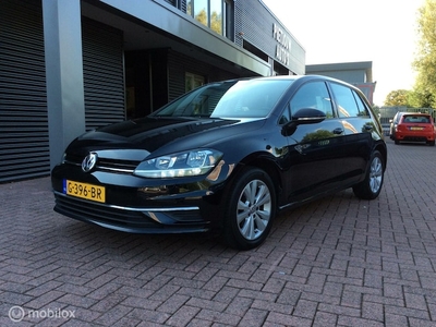 Volkswagen Golf Benzine