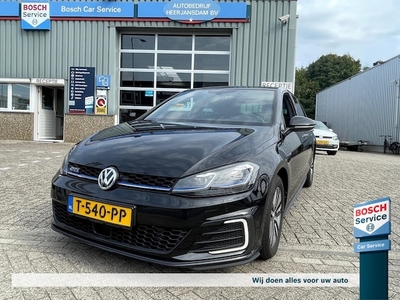 Volkswagen Golf Benzine