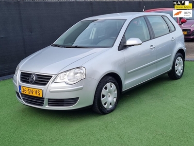 Volkswagen Polo Benzine