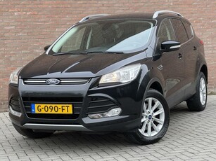 Ford Kuga 1.5 Titanium 4WD Leder - Automaat - Navi - Camera