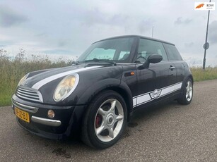 Mini Mini 1.6 Cooper Chili incl zo mee lees advertentie!