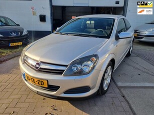 Opel Astra GTC 1.6 Edition