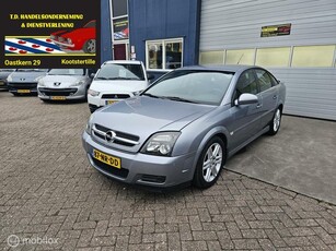 Opel Vectra GTS 2.2-16V Elegance