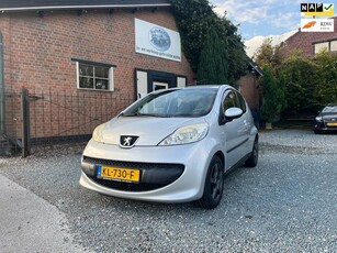 Peugeot 107 1.0-12V XR ( Airco + Elektrische ramen )