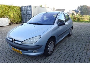 Peugeot 206 1.6-16V Gentry airco