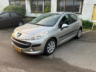 Peugeot 207 1.4-16V Color-line / Airco/ Cruise Control