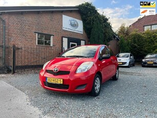 Toyota Yaris 1.0 VVTi Acces ( Airco + Elektrische ramen )