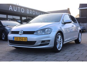 Volkswagen Golf 1.2 TSI HIGHLINE NAVI 17 INCH 1e