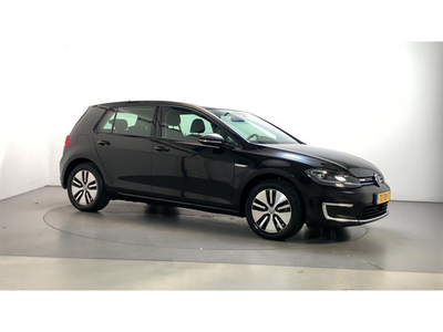 Volkswagen E-Golf Navigatie Parkeersensoren App-Connect