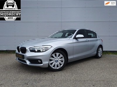 BMW 1-serie 116i / 5-Deurs / Led / Trekhaak