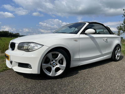 BMW 1-serie Cabrio 118i High Executive M-Pakket - Leder - Alpinweiss - Xenon - Stoelverwaming