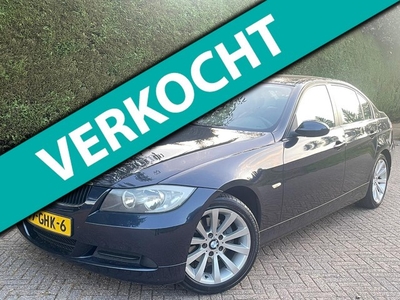 BMW 3-serie 318i Business Line /CRUISE/PDC/NAVI/RIJDTNIEUW/